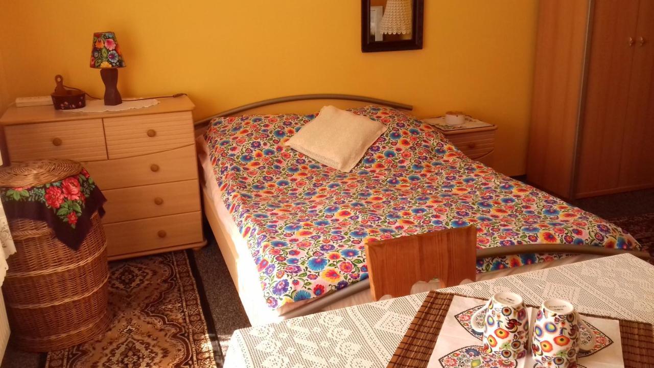 Dom Na Ludowo W Brzeznicy Apartment Brzeznica  Bagian luar foto