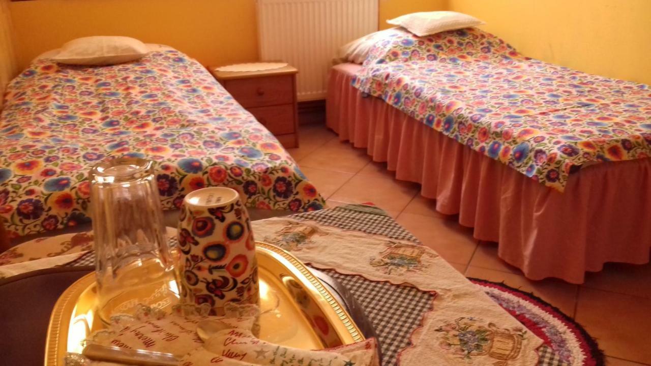 Dom Na Ludowo W Brzeznicy Apartment Brzeznica  Bagian luar foto