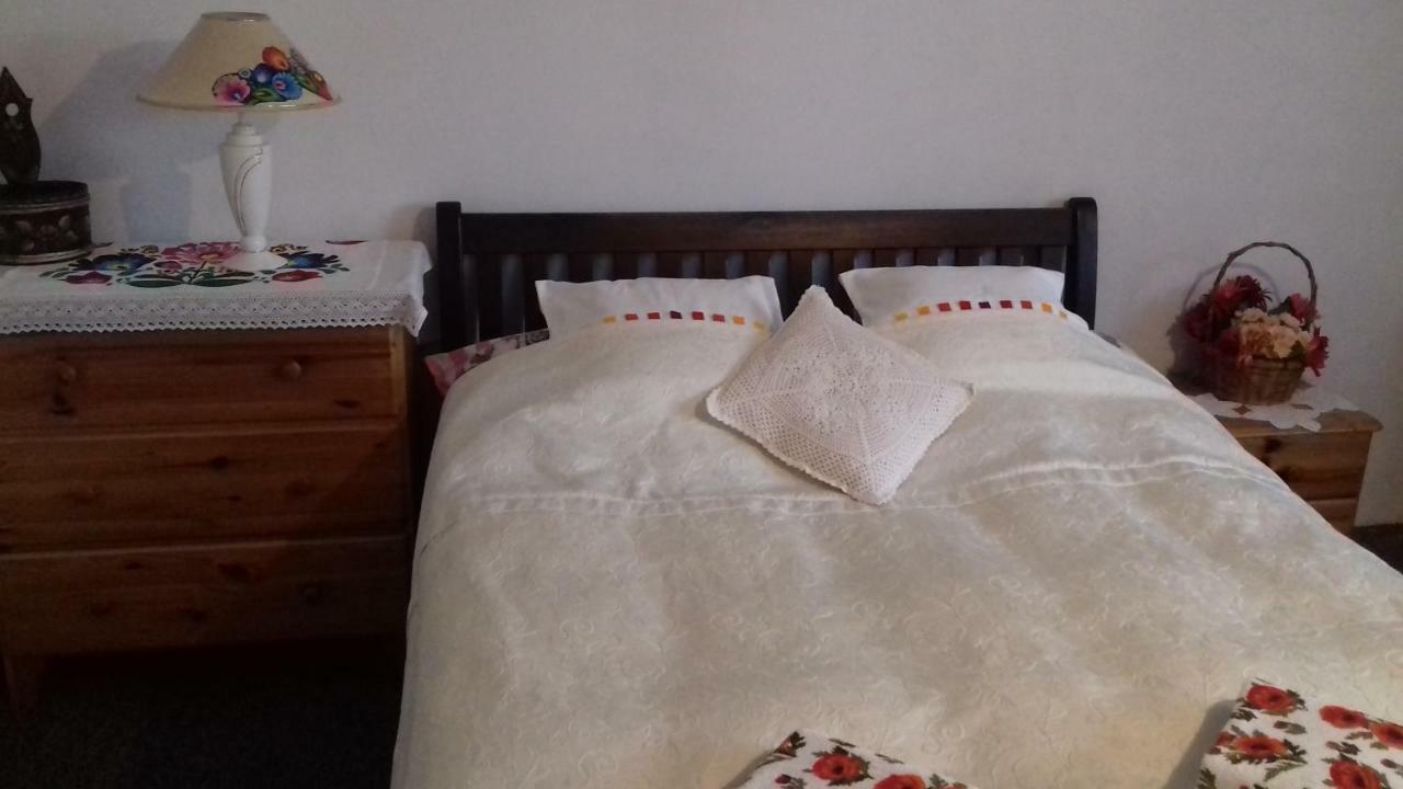 Dom Na Ludowo W Brzeznicy Apartment Brzeznica  Bagian luar foto